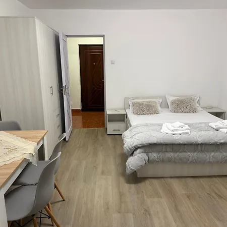 Apartament Garsonieră